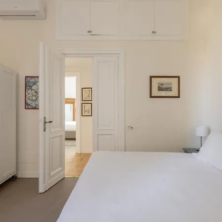 Elegant In Prati
